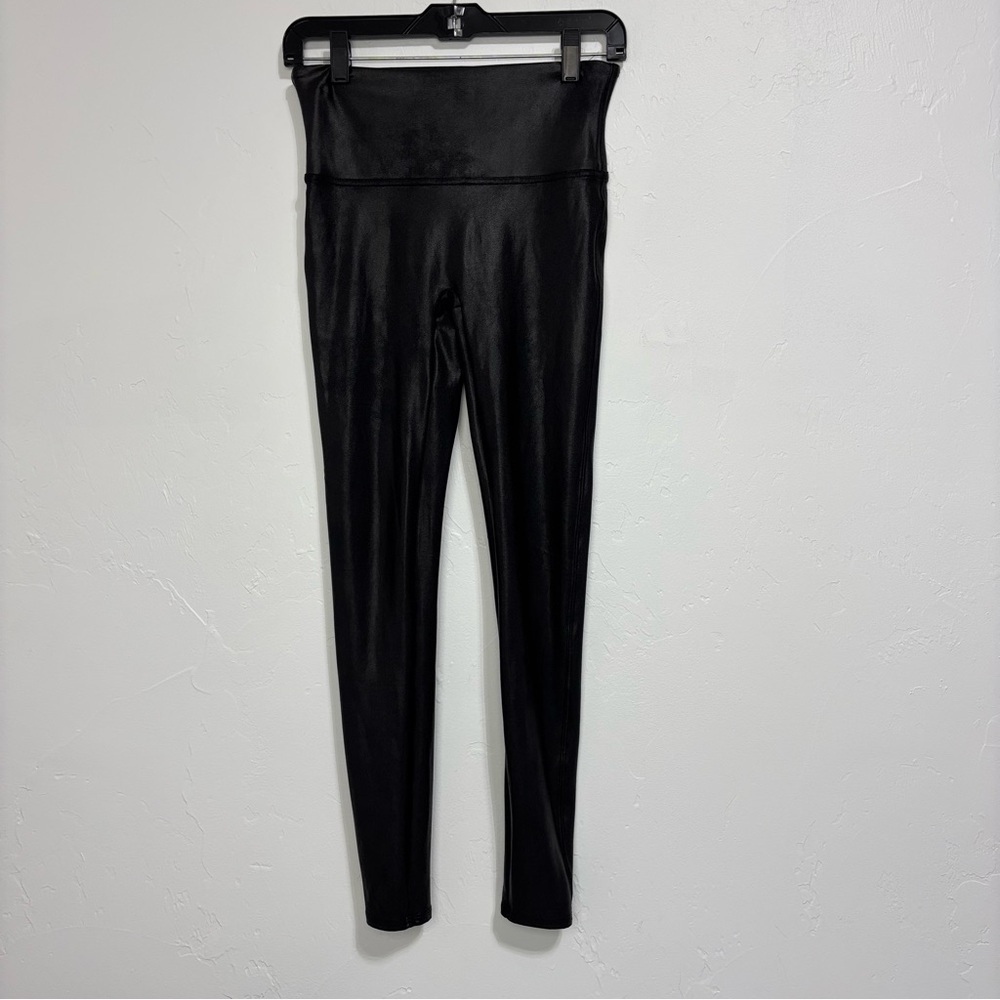 Spanx Women's Black Leggings Shimmer Faux Leather Size Medium Ankle Nylon